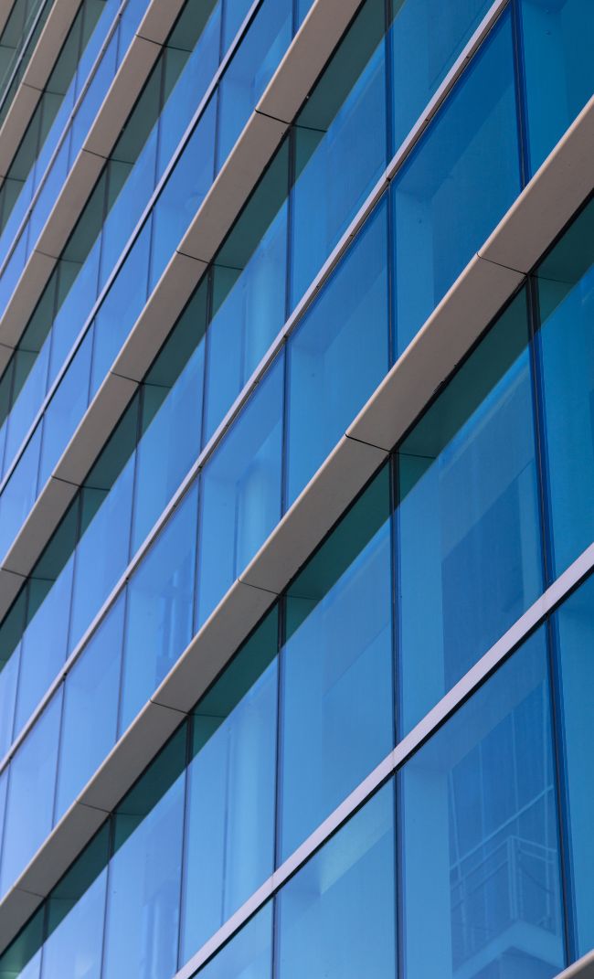 fachada de vidro em Curitiba